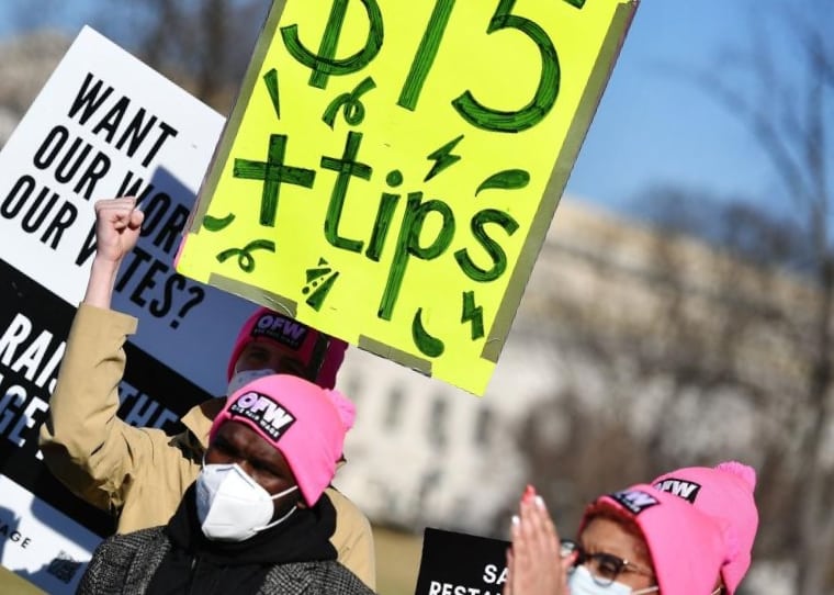 Activists to raise minimum wage. 